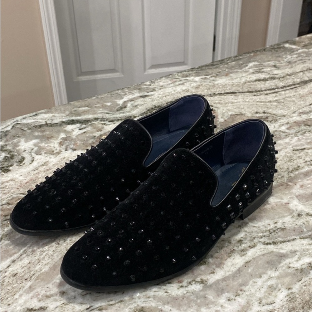 Men’s dress shoes - size 12
